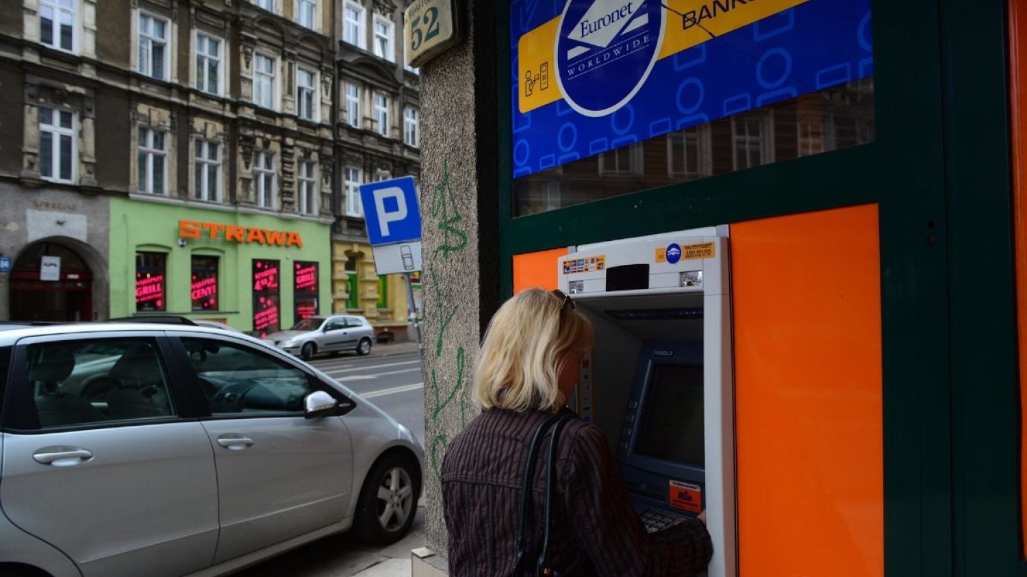 Euronet wprowadził limit wypłaty wynoszący tysiąc złotych za jednym razem.