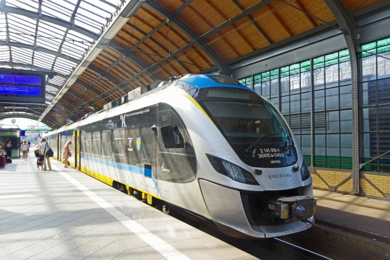 Pociąg Impuls firmy Newag.