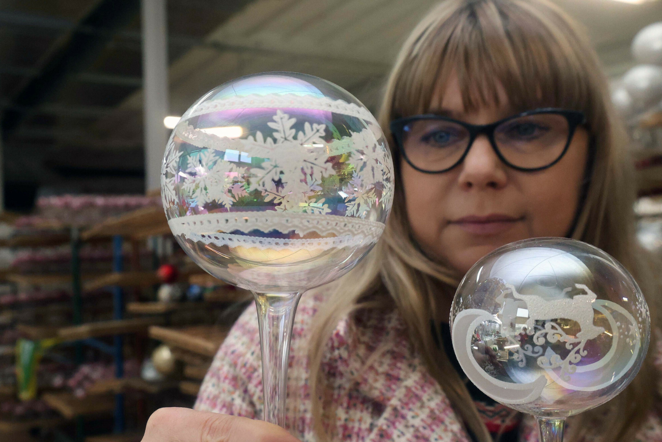 Polskie bombki w zagranicznych domach handlowych osiągają zawrotne ceny.