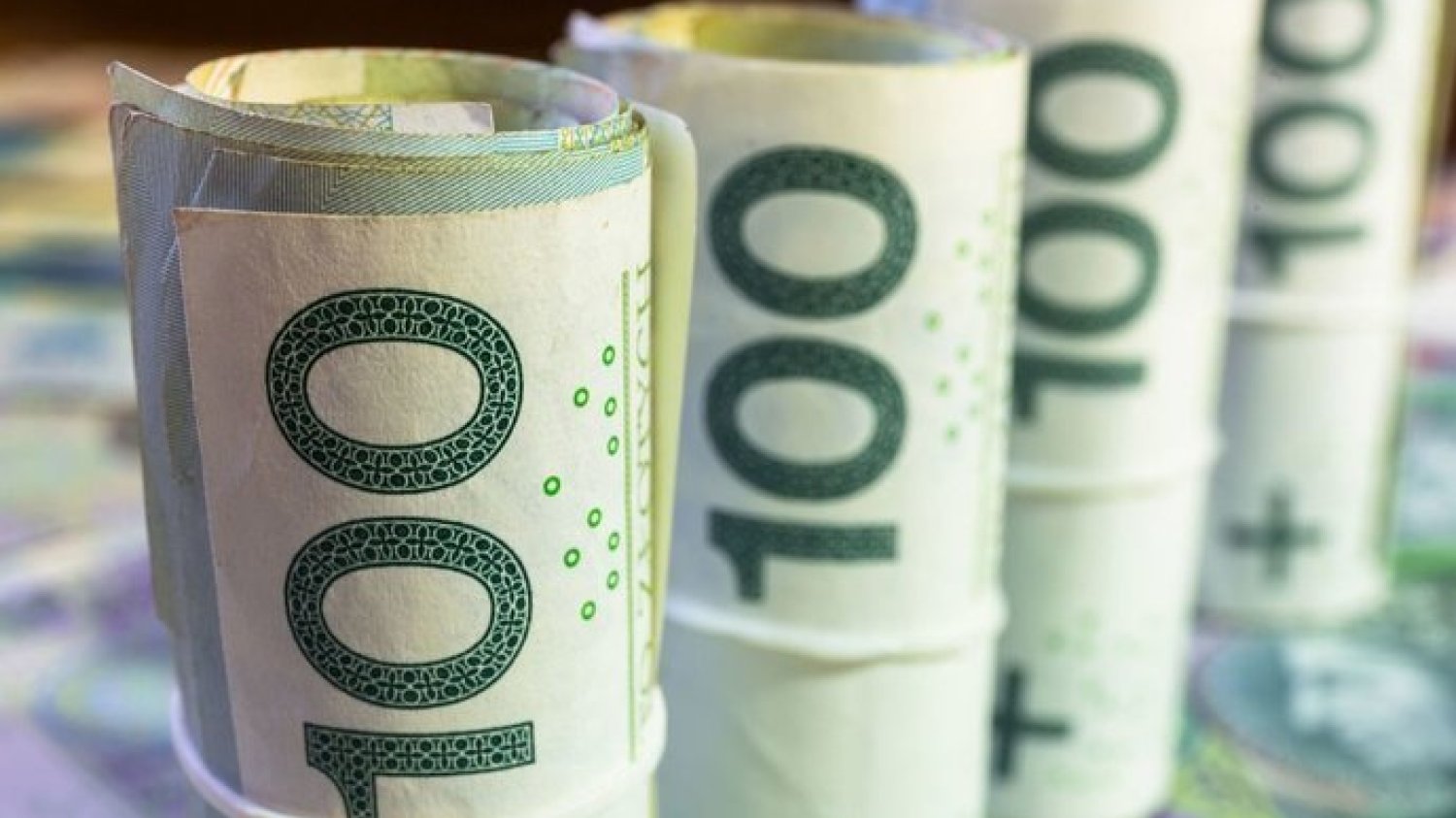 Straty spowodowane zamrożeniem gospodarki wynoszą już nawet nawet setki miliardów złotych.