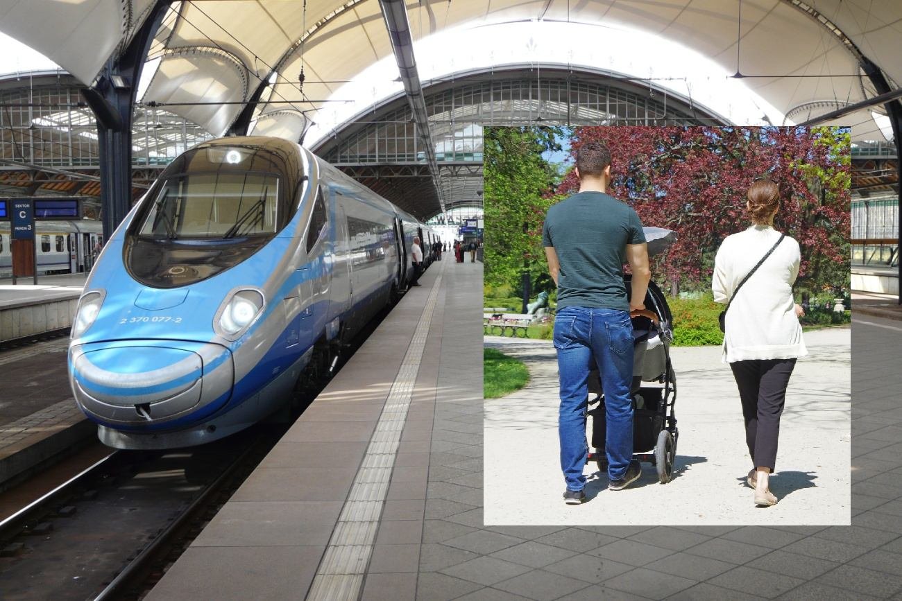 Pociąg PKP Intercity, ojciec, matka, wózek dziecięcy.