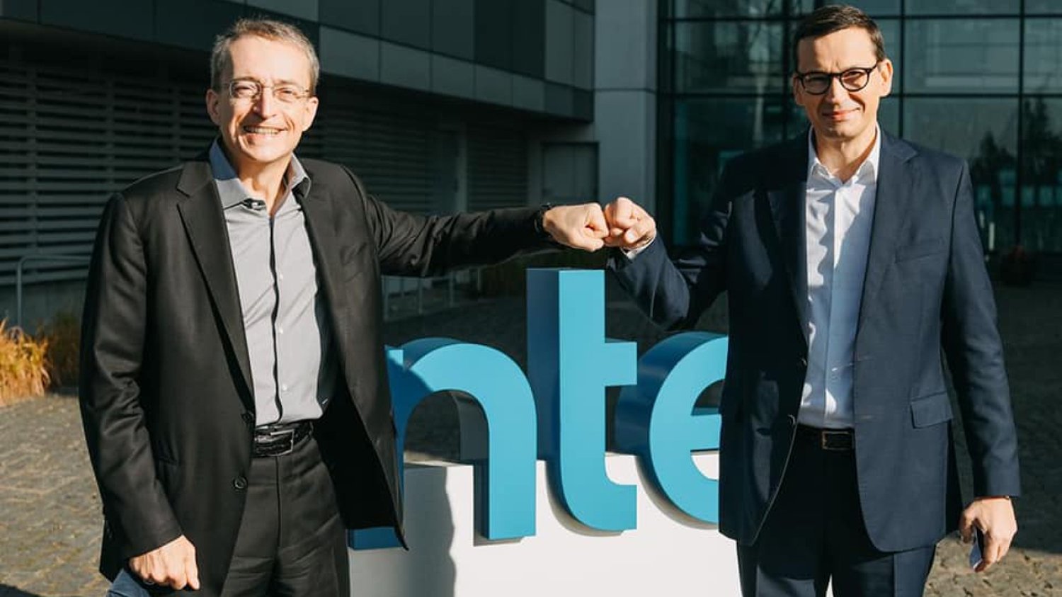 Premier Mateusz Morawiecki i CEO firmy Intel Pat Gelsinger