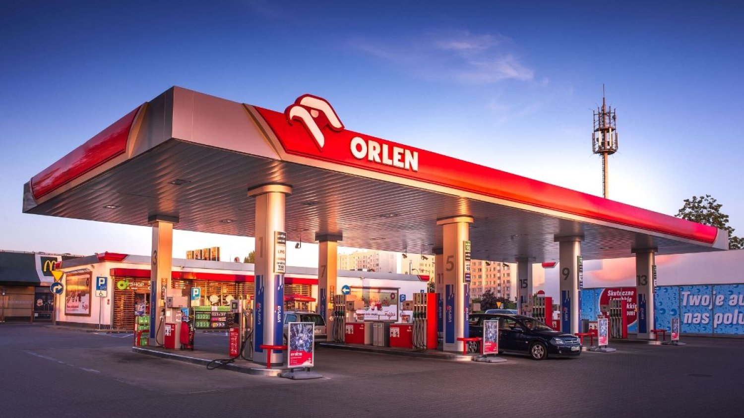 W ciągu dwóch tygodni na rynek trafi 1 mln litrów płynów do dezynfekujących z taśmy produkcyjnej ORLEN Oil.