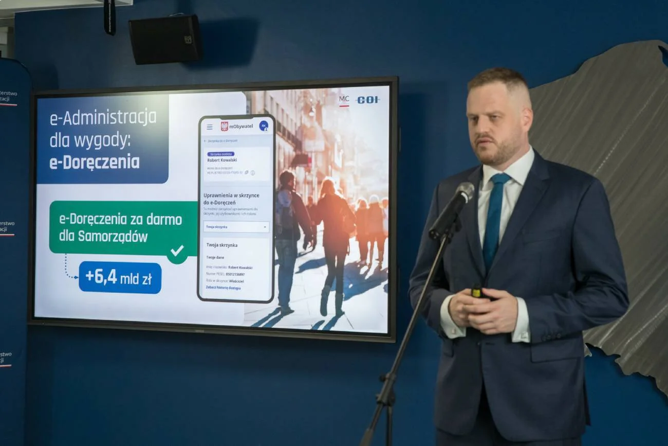 Użytkownicy zarzucali ministrowi Cieszyńskiemu żart, ale to poważna propozycja.