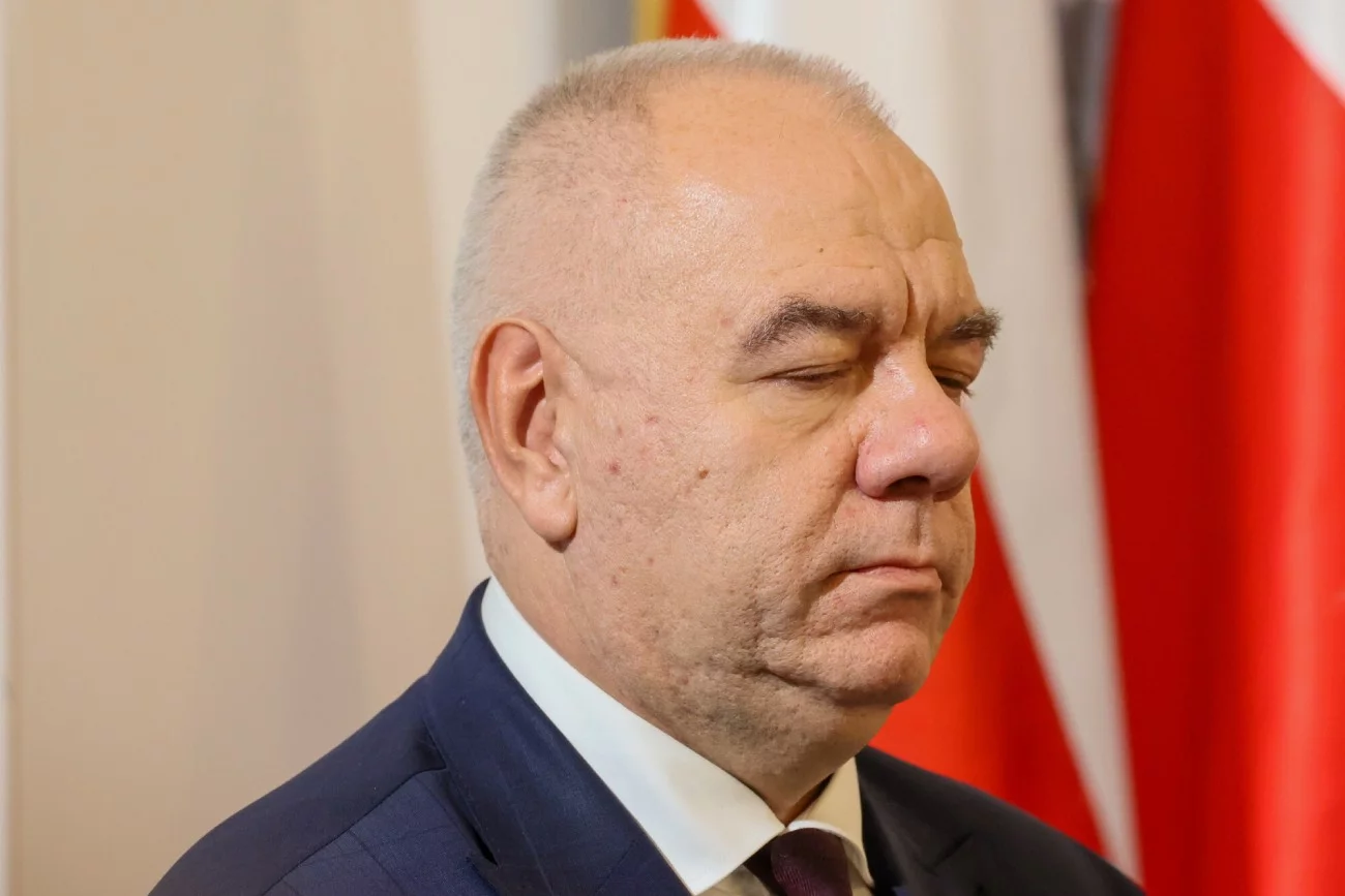 Giełda pikuje po zapowiedzi "podatku Sasina". WIG20 najniżej od początku pandemii
