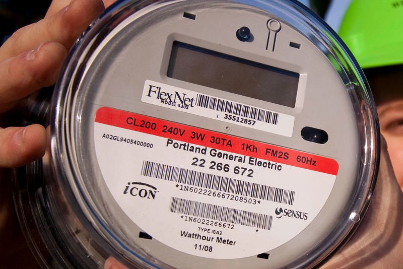 Inteligentne mierniki to jeden z elementów nowoczesnych sieci energetycznych.