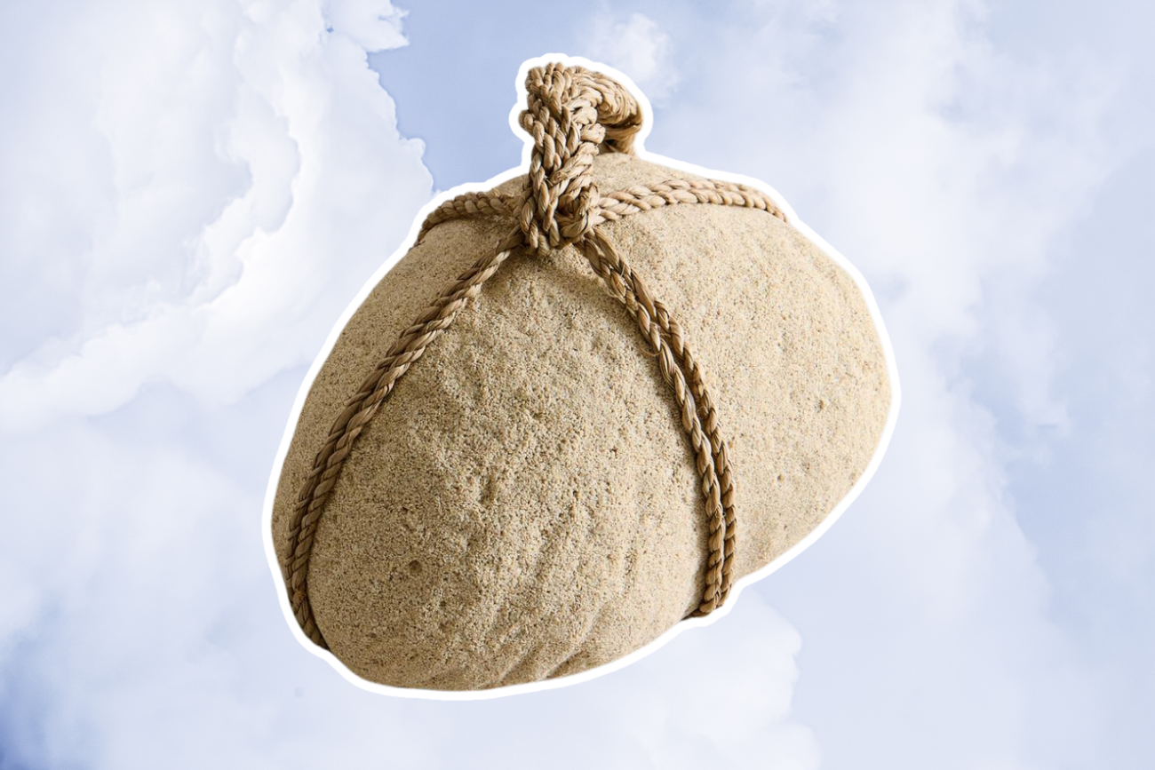 "Hit - chcę poznać osobę, która kupuje kamień za 129 zł" – piszą internauci.