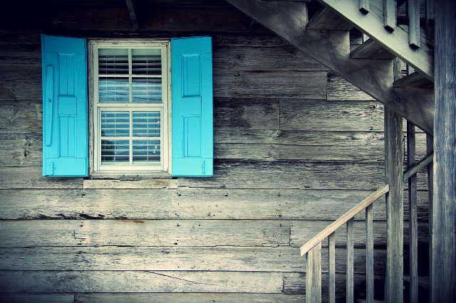 Praca w domu jest wygodna przez pierwszy czas, potem efektywność często spada. Przeczytajcie nasze rady - jak pracować w domu i nie zwariować