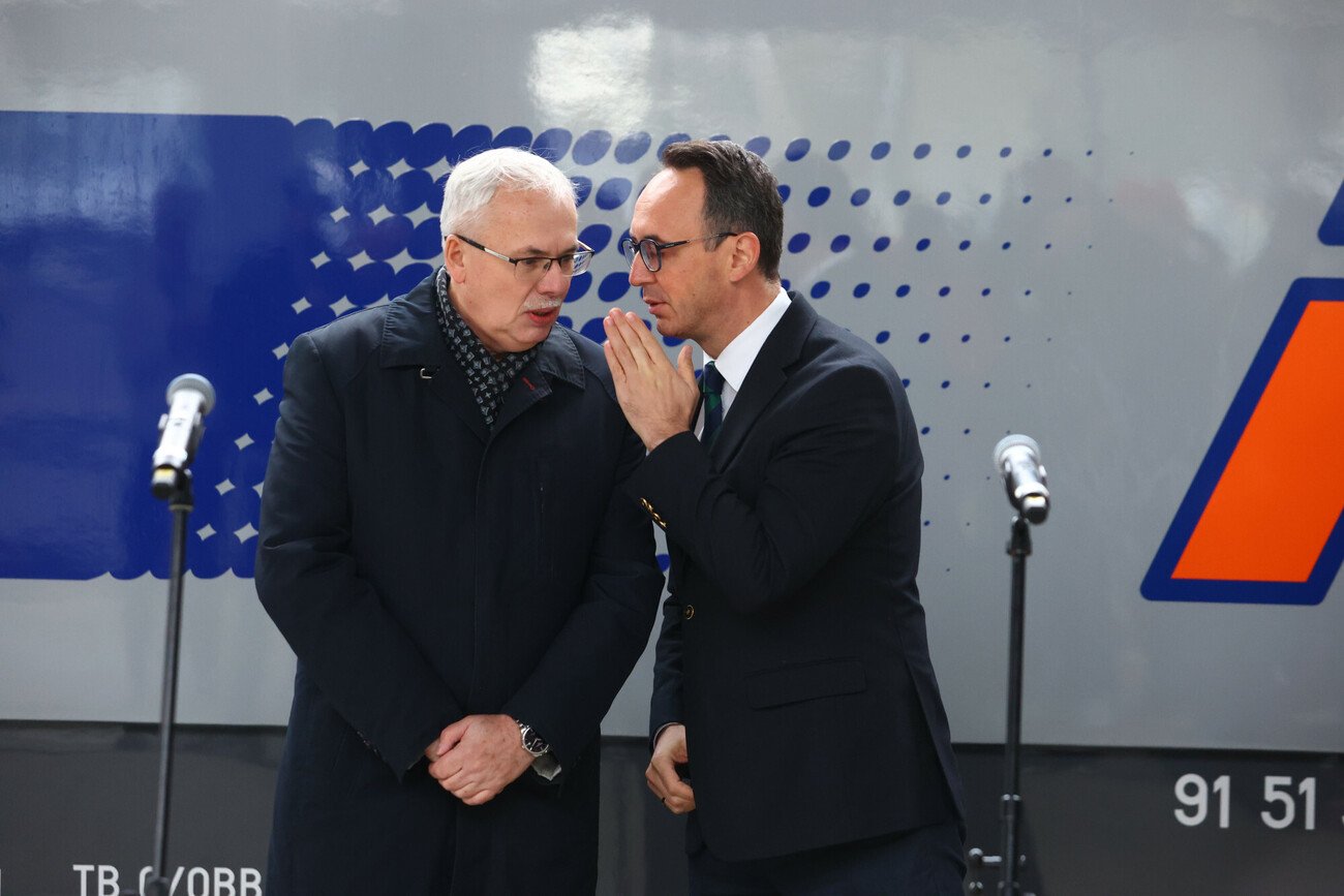 "To jedna z ważniejszych pozycji kosztowych w naszej spółce". N/z od lewej: Janusz Malinowski, Dariusz Klimczak.