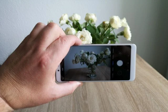 Xiaomi Redmi Note 5 to jeden z najtańszych telefonów ze sztuczną inteligencją wspomagającą robienie zdjęć