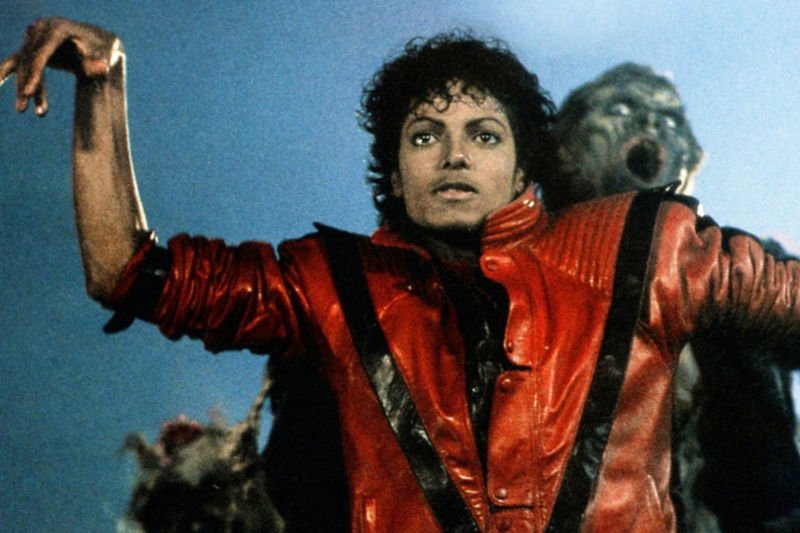 Sława jest wieczna, a jeśli jest się dostatecznie sprytnym, można czerpać z niej korzyści nawet po śmierci.