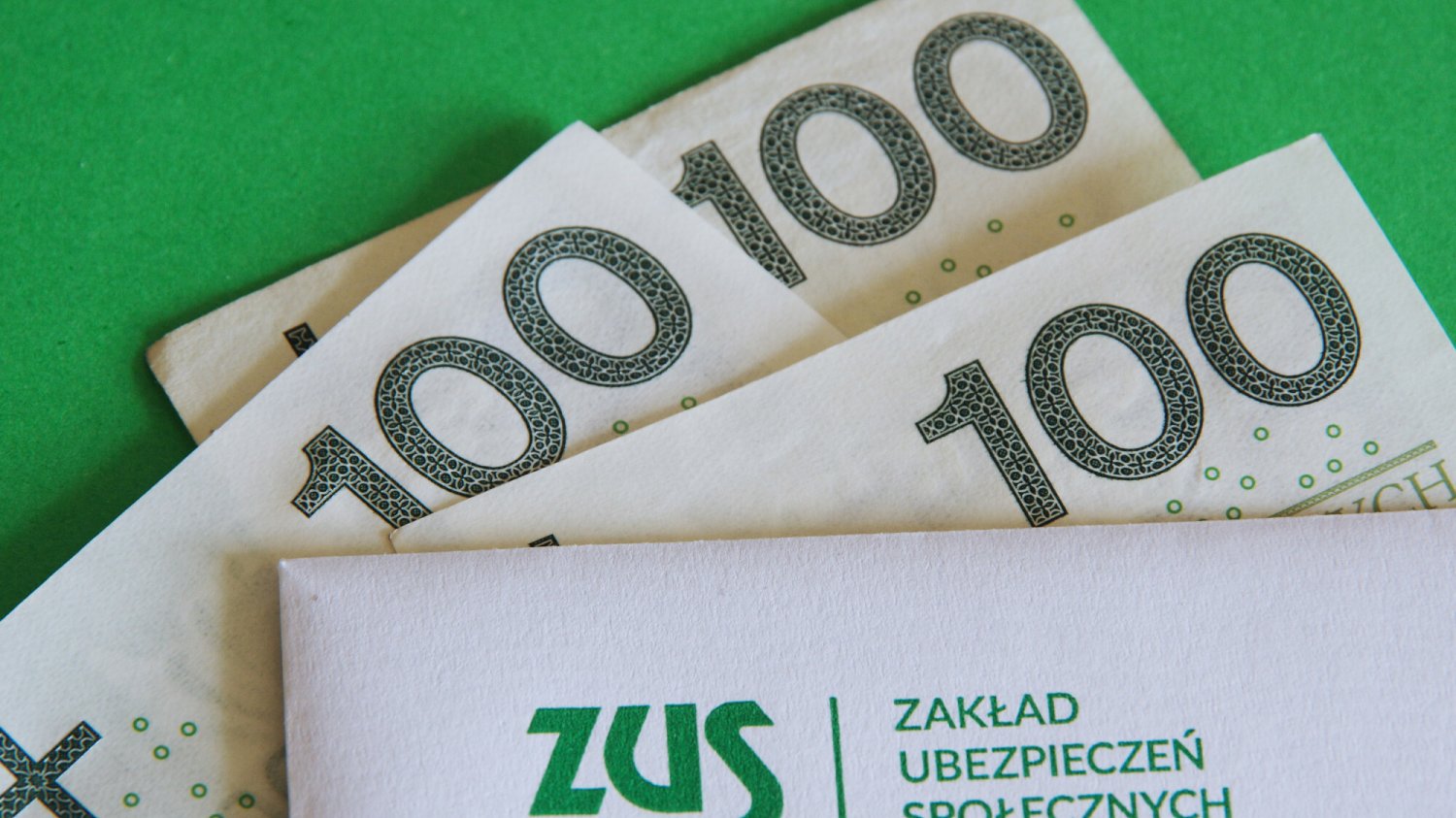 Zaświadczenie o prawie do otrzymywania renty rodzinnej — do kiedy należy złożyć je do ZUS