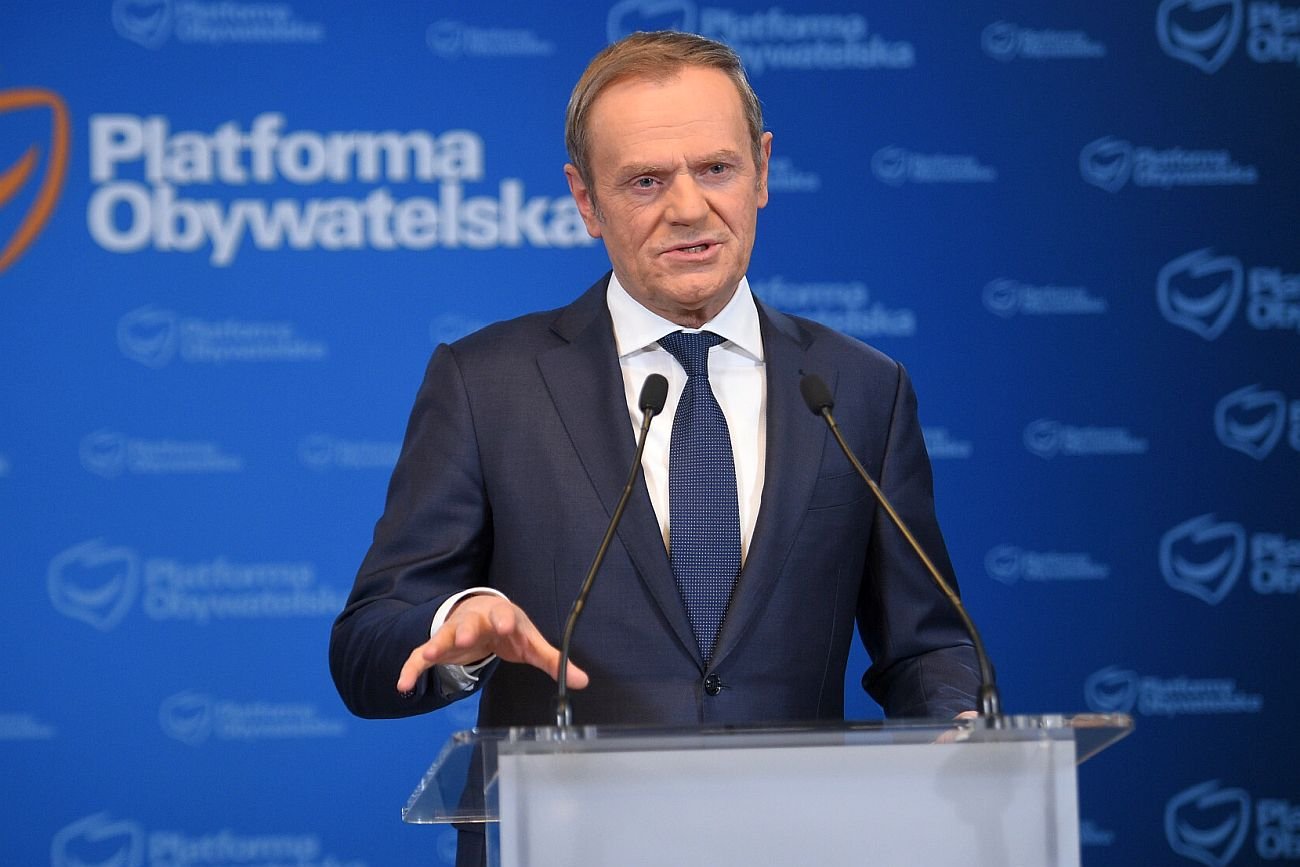 Tusk uderza w Polski ład. Nazywa go "PiS-owskim bałaganem"