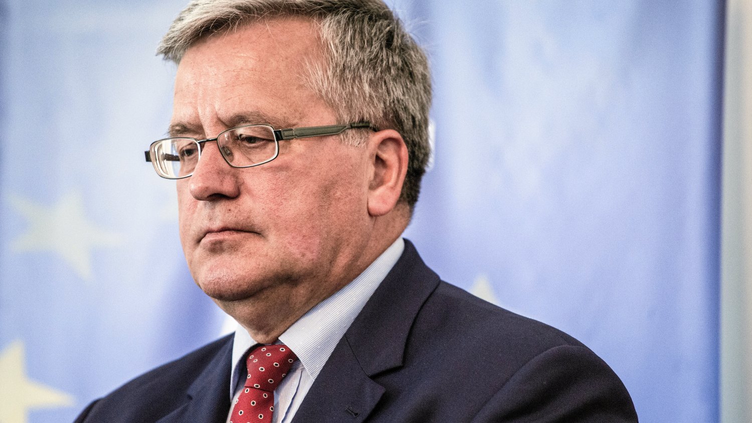 Bronisław Komorowski twierdzi, że poprzedni rząd być może "nie miał wystarczającej odwagi, by sięgnąć po finansowe owoce własnej działalności". Dziś korzysta z tego PiS.