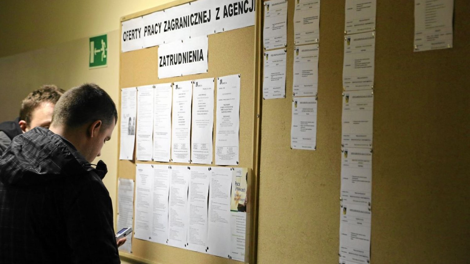 Eksperci oceniają, że od grudnia 2019 r. pracę mogło stracić już 660 tys. osób.