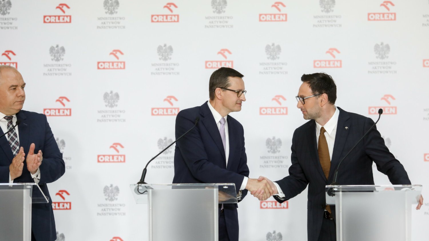 Polski rząd ma sposób, by nie podwyższać cen paliwa