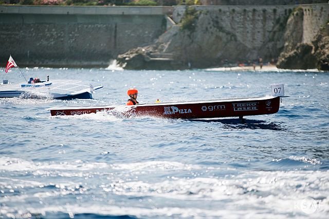 Solar Boat - łódź krakowskich studentów wzięła udział w najbardziej prestiżowych na świecie regatach dla innowacyjnych pojazdów wodnych. Rezultat - świetne, 5. miejsce