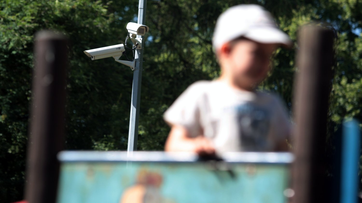 Pieniądze na 500 plus przeznaczane na używki dla opiekunów dzieci? Resort rodziny to sprawdza