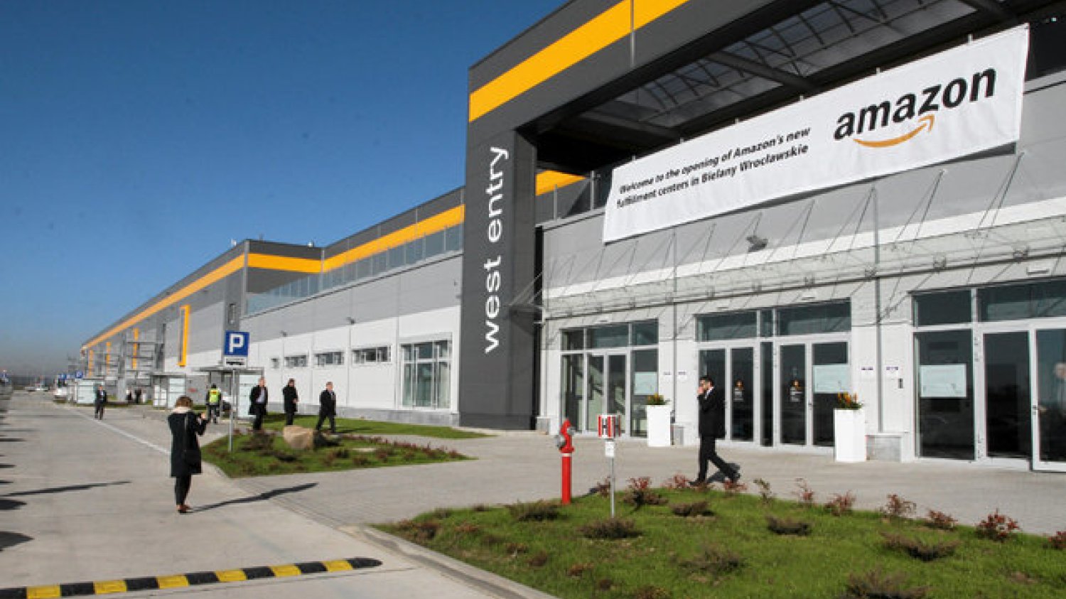 Kiedy informacja o praktykach Amazon dostała się do zagranicznej prasy, polała się fala krytyki