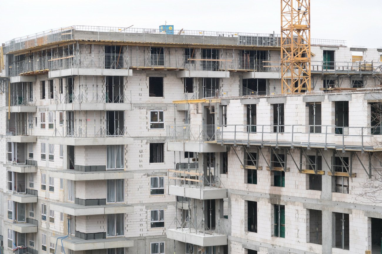 Spada zainteresowania kredytami mieszkaniowymi w Polsce