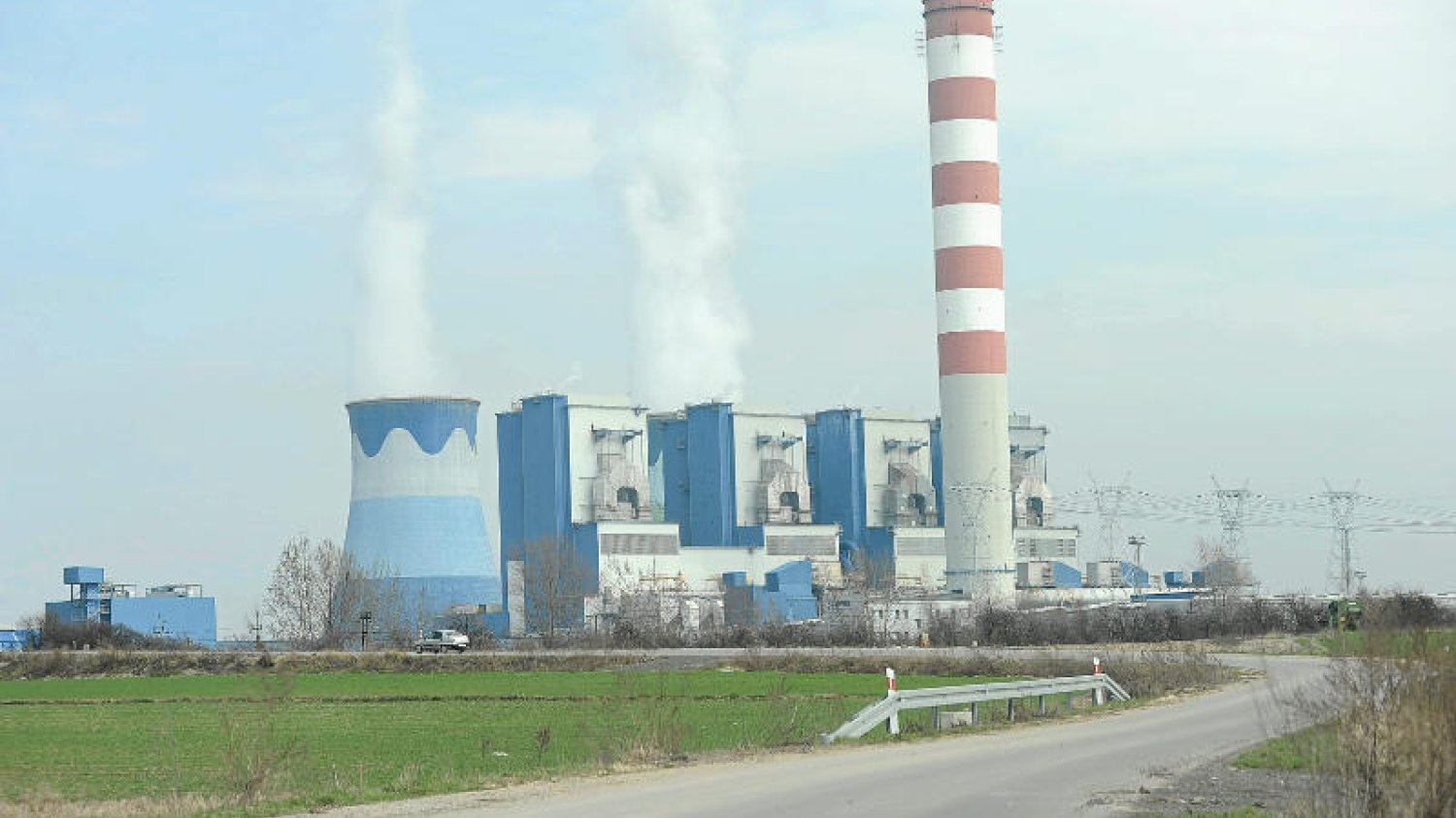 Premier Donald Tusk nazwał rozbudowę Elektrowni Opole "największą inwestycją przemysłową po 1989 r., kluczową dla bezpieczeństwa energetycznego".