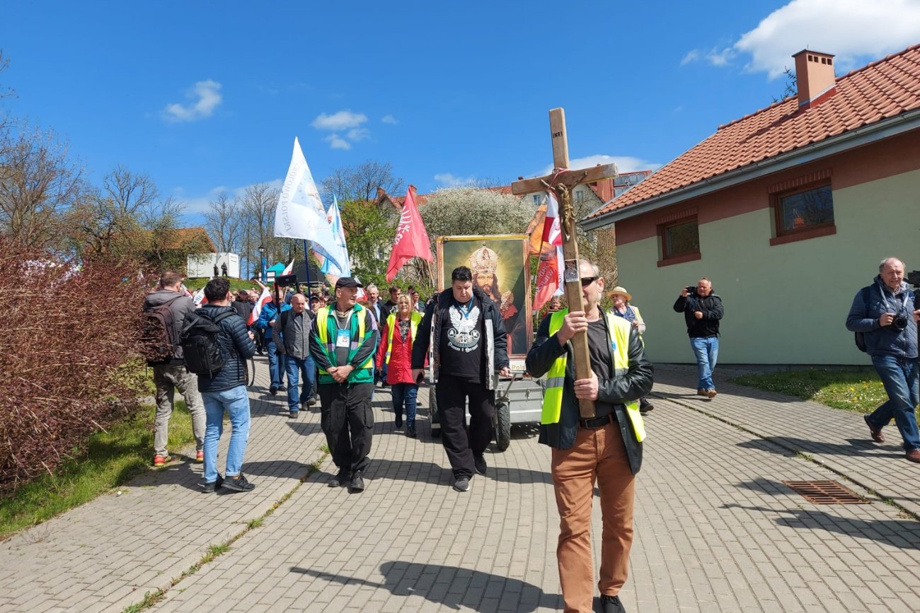 Protest w Gietrzwałdzie.