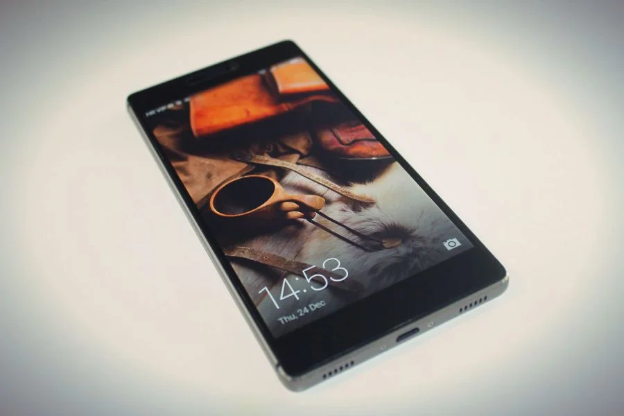 Huawei P8 - smartfon, który niespodziewanie podbił serca Polaków.