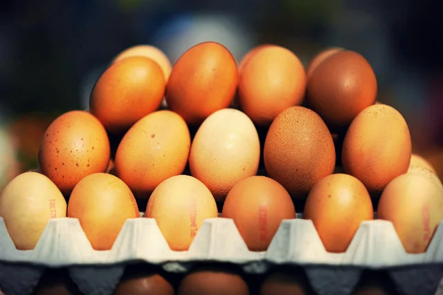 Ostatnie miesiące to w Europie poważny problem z nadprodukcją jaj.