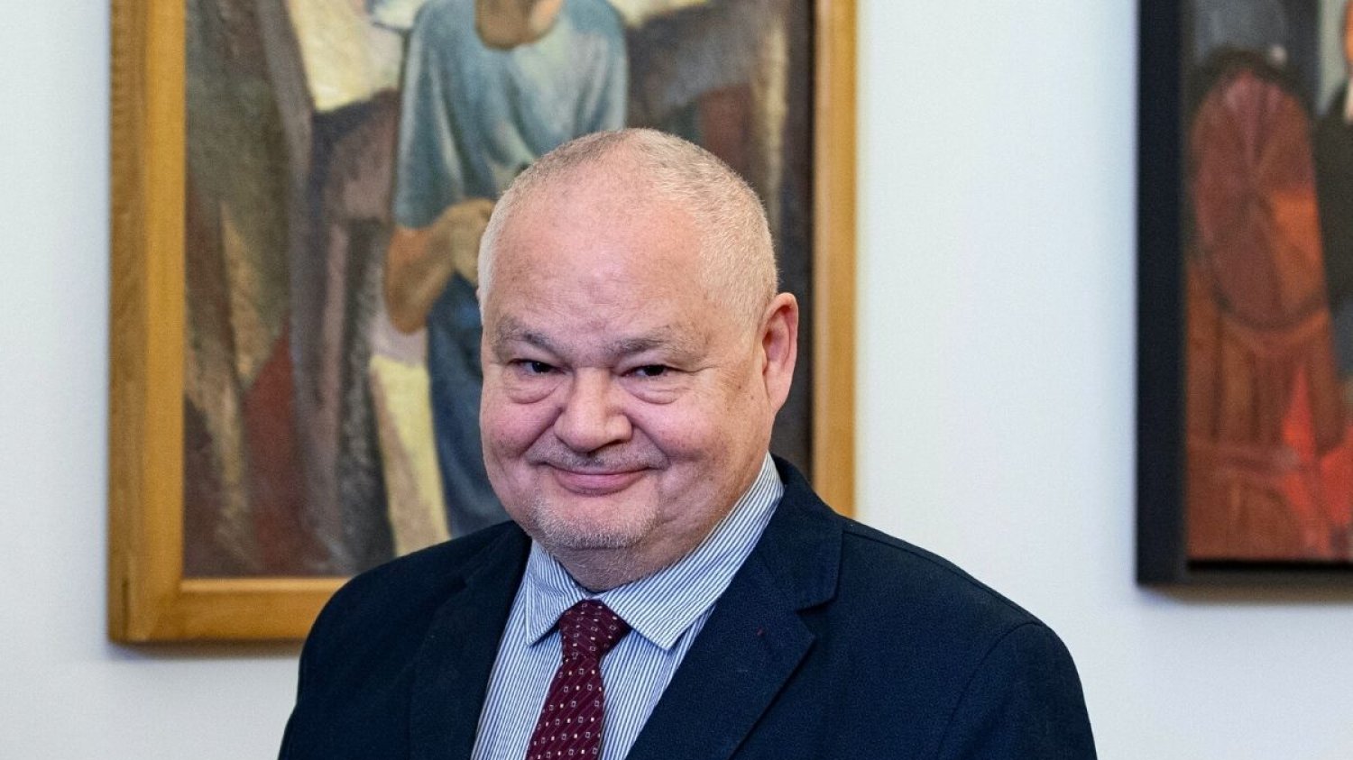Za kadencji Glapińskiego osoba, która ulokowała w banku 10 tys. zł, straciła ok. 400 zł.
