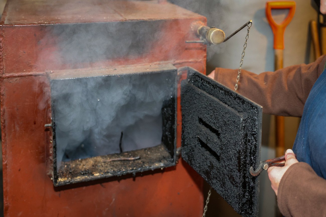 Palenie pestkami wiśni w piecu