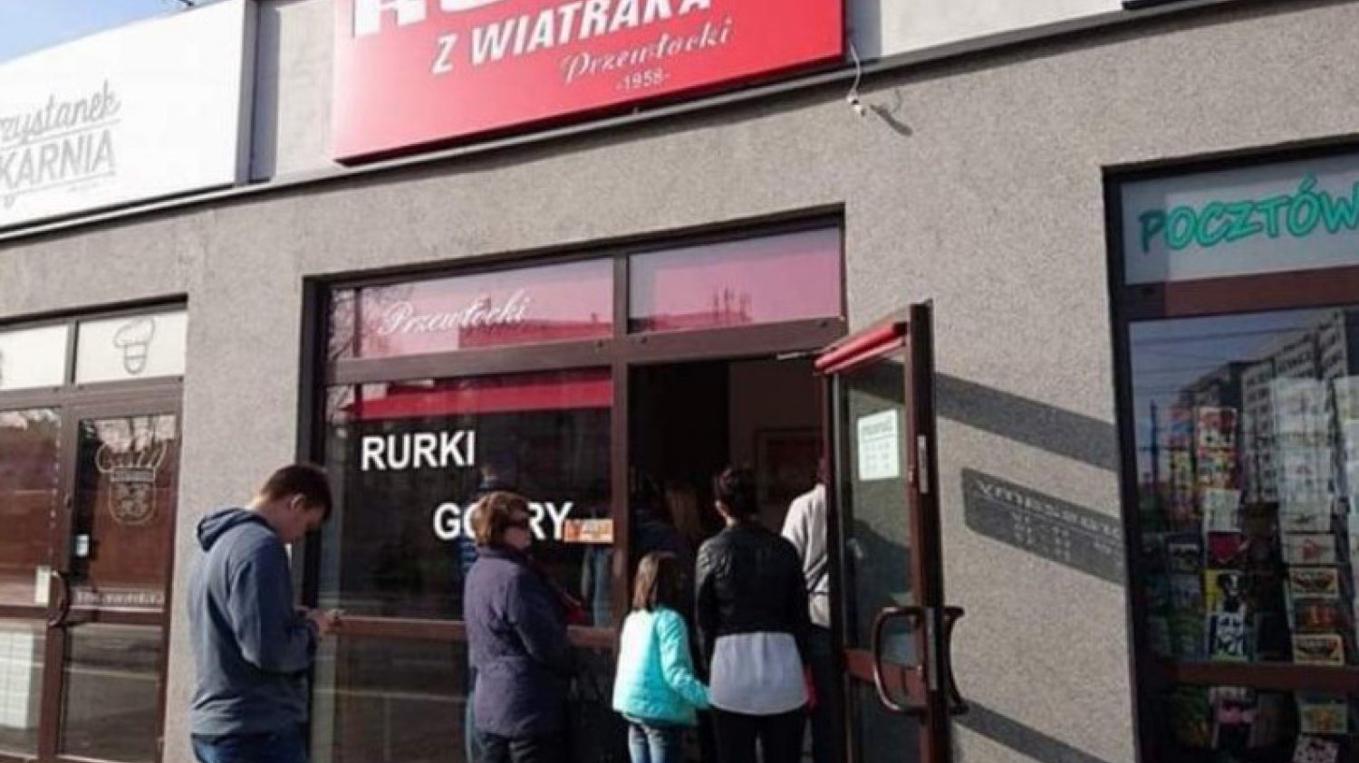 Internauci ratują cukiernię "Rurki z Wiatraka"