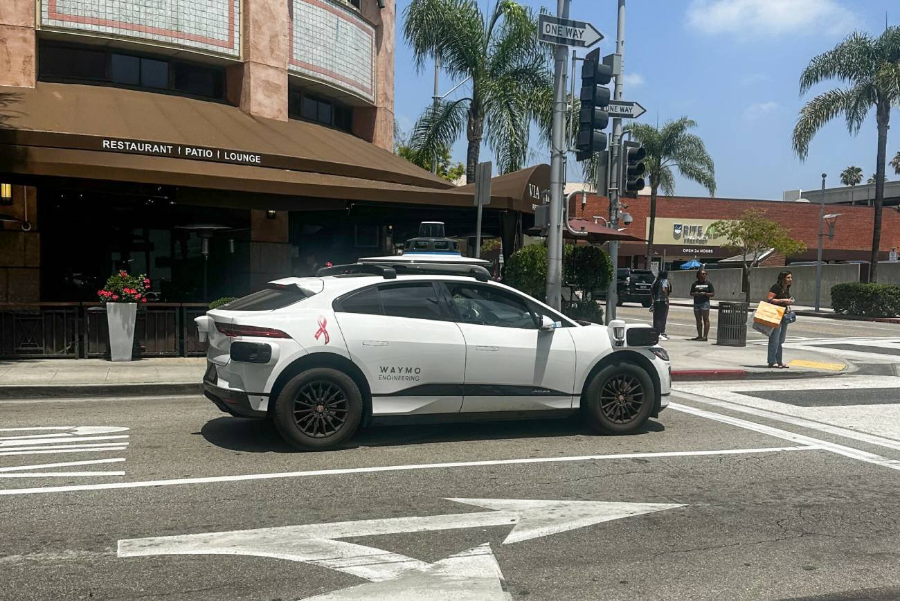 Podsumowano testy autonomicznych samochodów w Kalifornii. A my sprawdzamy, jak to z nimi będzie w Polsce.