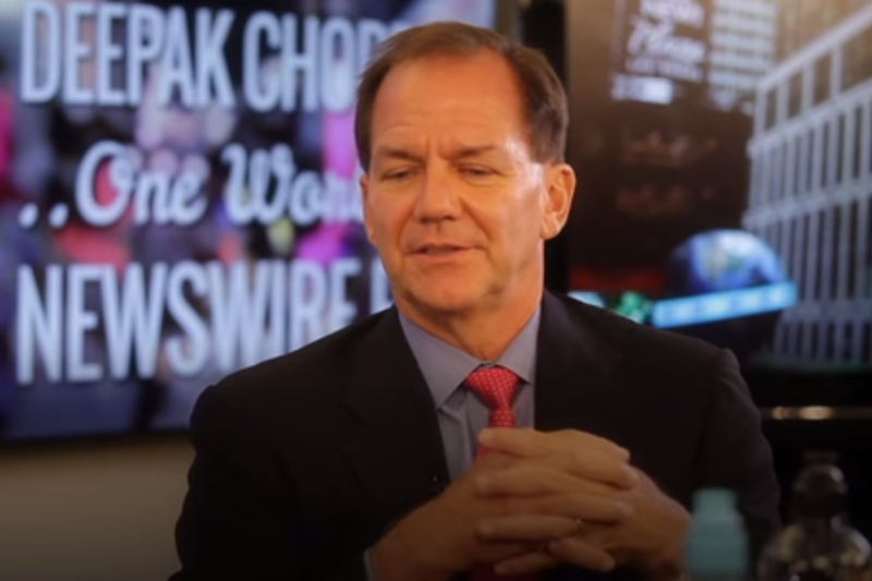 Guru światowej finansjery, Paul Tudor Jones ogłasza: Nierówności doprowadzą do wojny, rewolucji lub większych podatków.