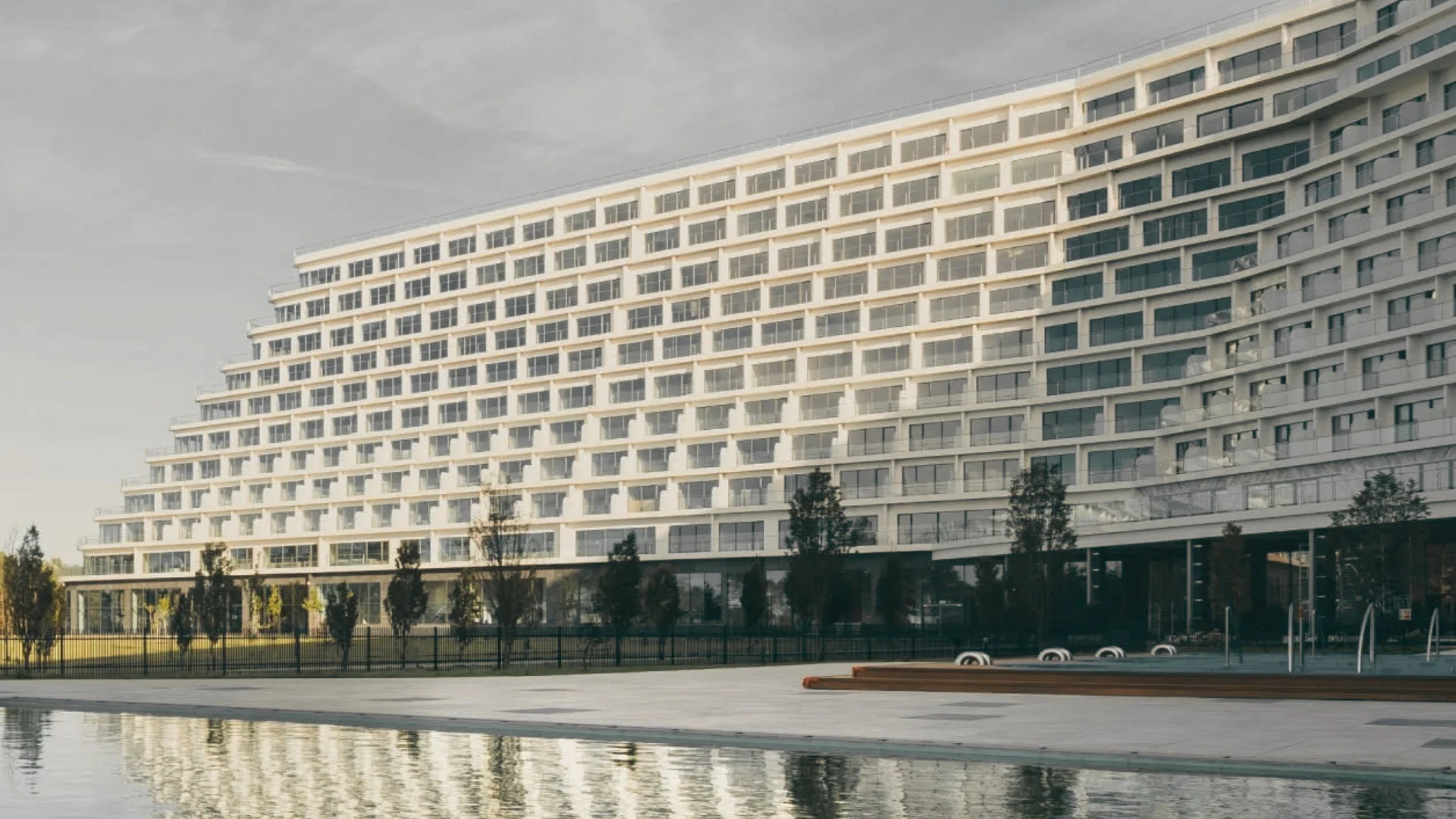 Hotel Gołębiewski kusi świątecznym pobytem. choćby 18 tys. zł za Boże Narodzenie