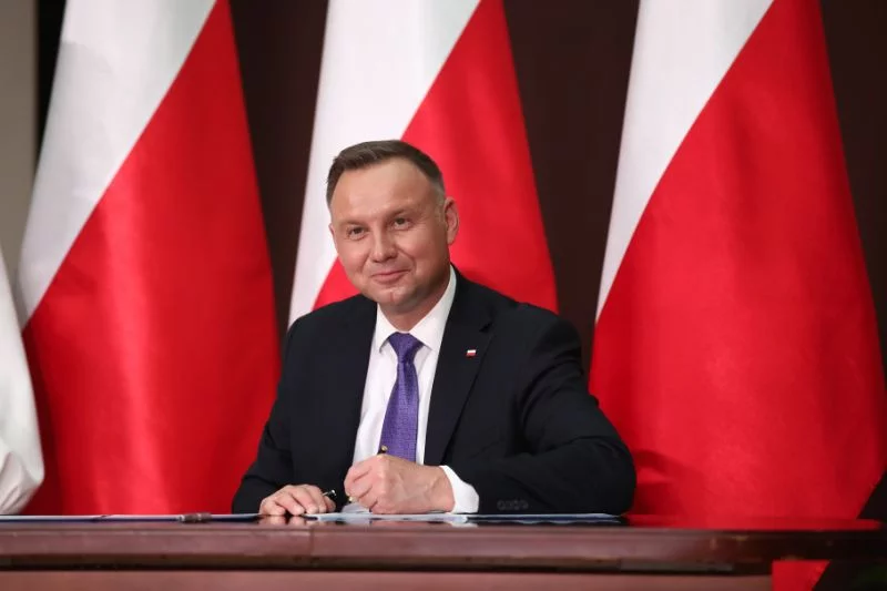 Prezydent podpisał ustawę covidową.