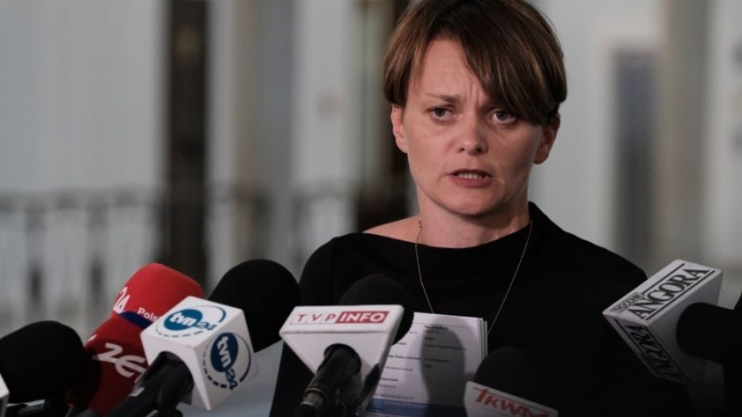 Pod koniec grudnia Jadwiga Emilewicz skomentowała łamanie w górach rządowych obostrzeń.