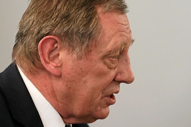 Urzednicy ministra Szyszki wydali 1,3 mln zł ze służbowych kart płatniczych