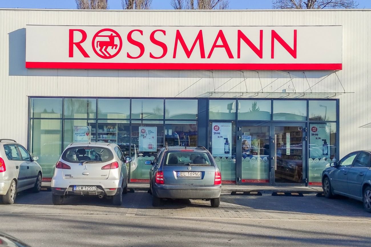 Zamiennik perfum Caroliny Herrery dostępny w Rossmannie  Teraz taniej o 10 zł.