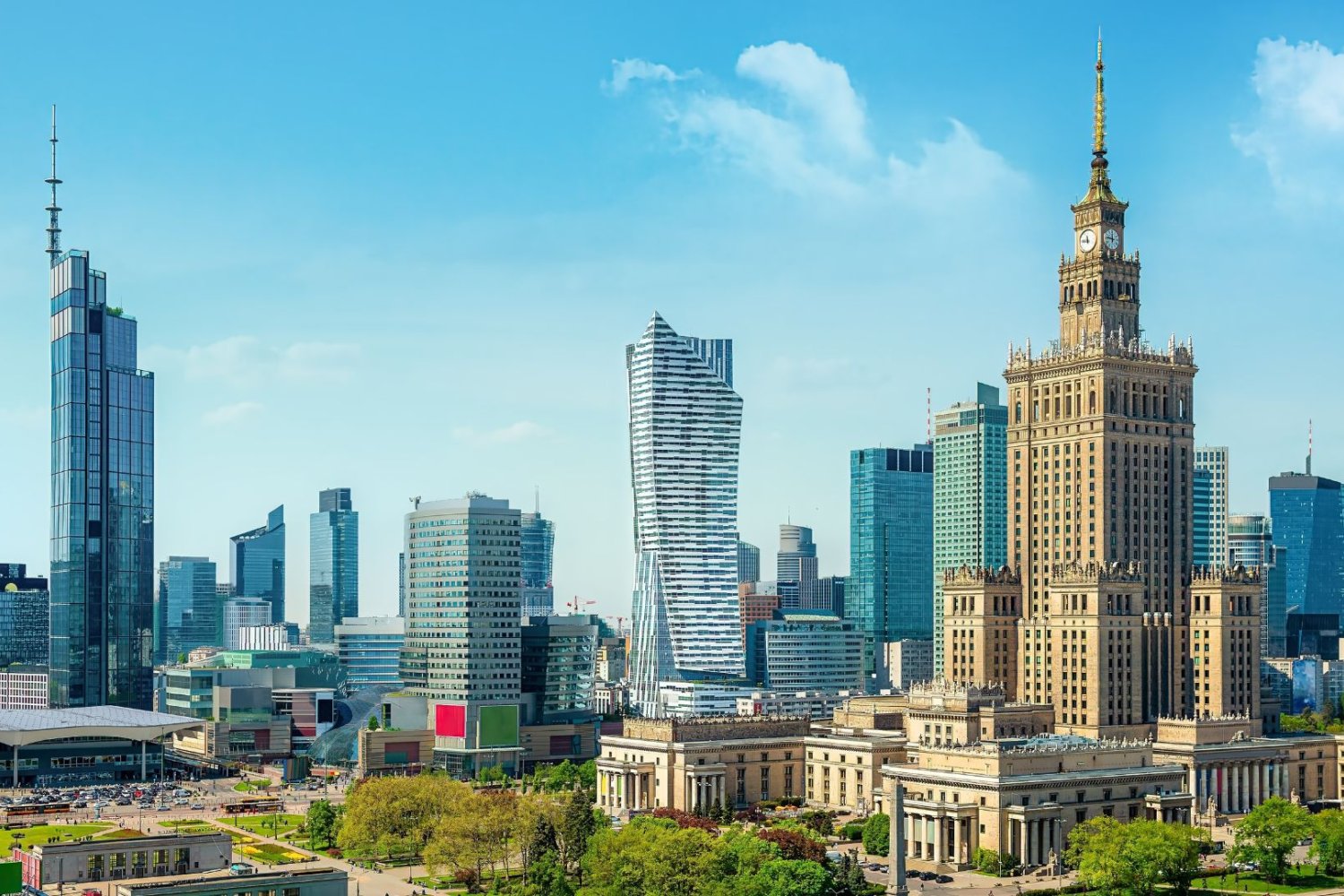 Niemcy chwalą stolicę Polski. "W niebo wyrosły tysiące drzew" Centrum Warszawy