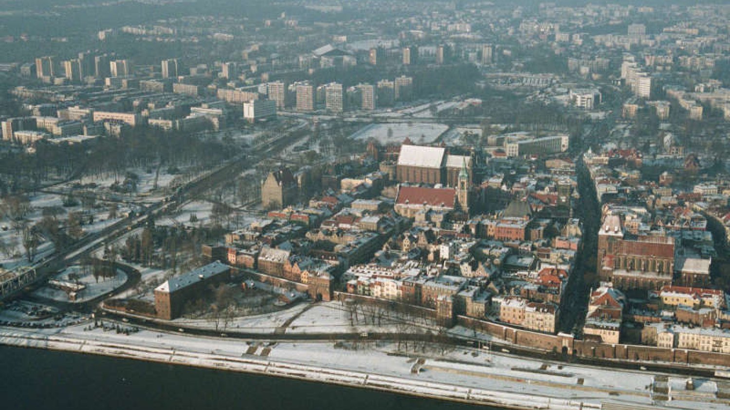 Największa w Polsce elektrownia słoneczna i pierwsza inteligentna sieć energetyczna ruszą w gminie Czernikowo już w marcu