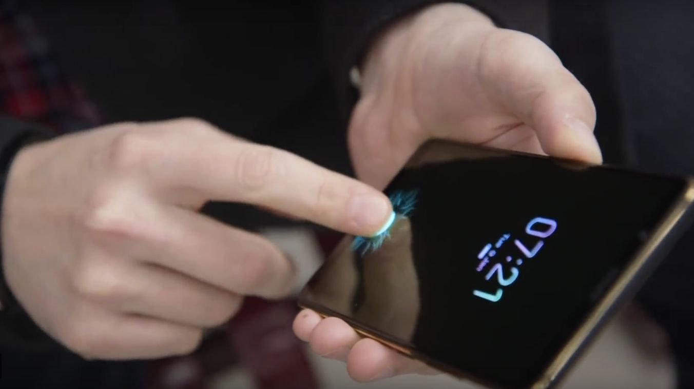 Nowy czytnik linii papilarnych wbudowany bezpośrednio w ekran smartfona