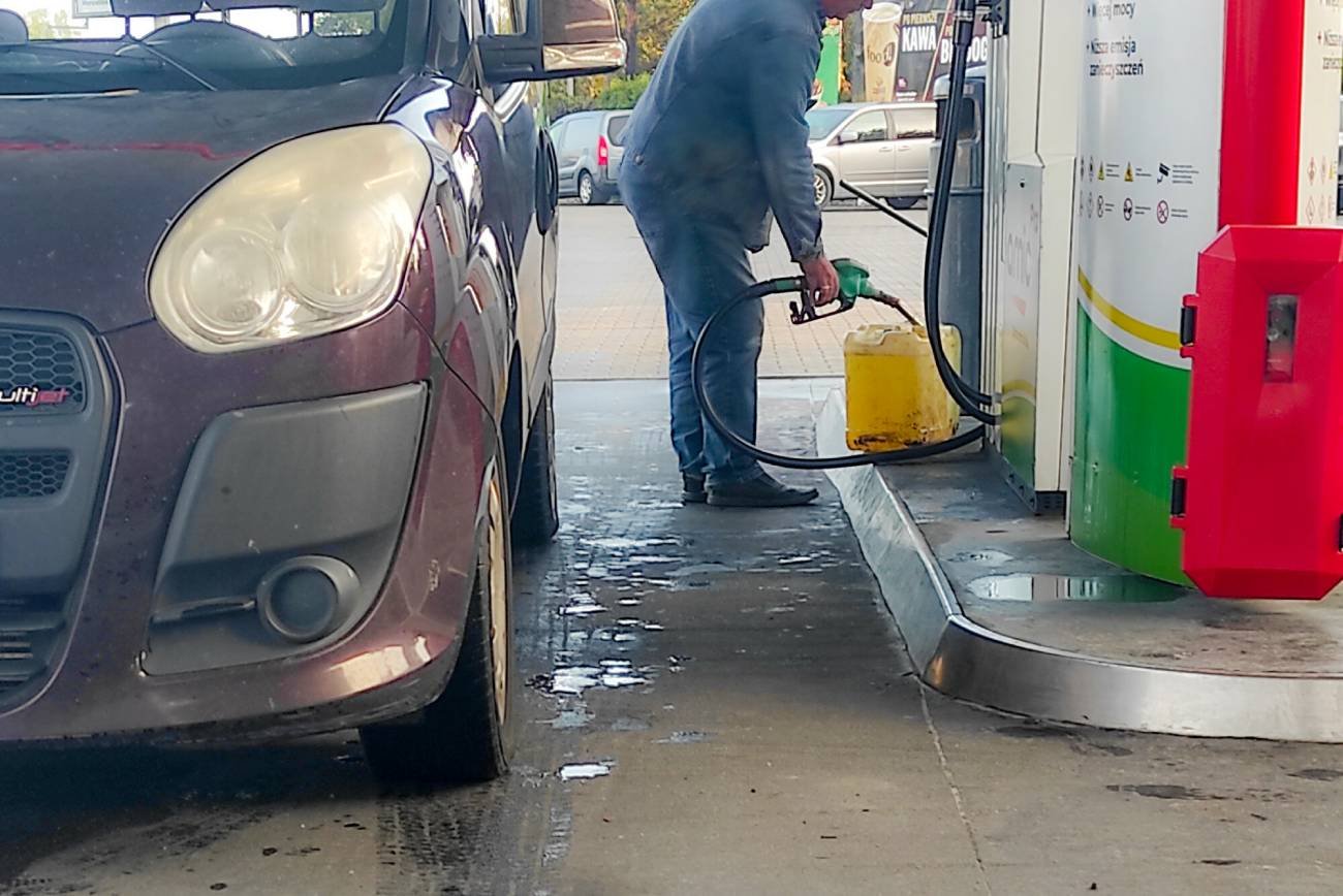 Ile kosztuje paliwo w listopadzie?