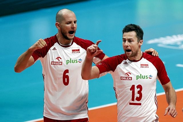 Jeśli Orlen się nie pospieszy, jego logo zniknie z koszulek siatkarzy, bo kilka miesięcy temu sam wypowiedział im umowę