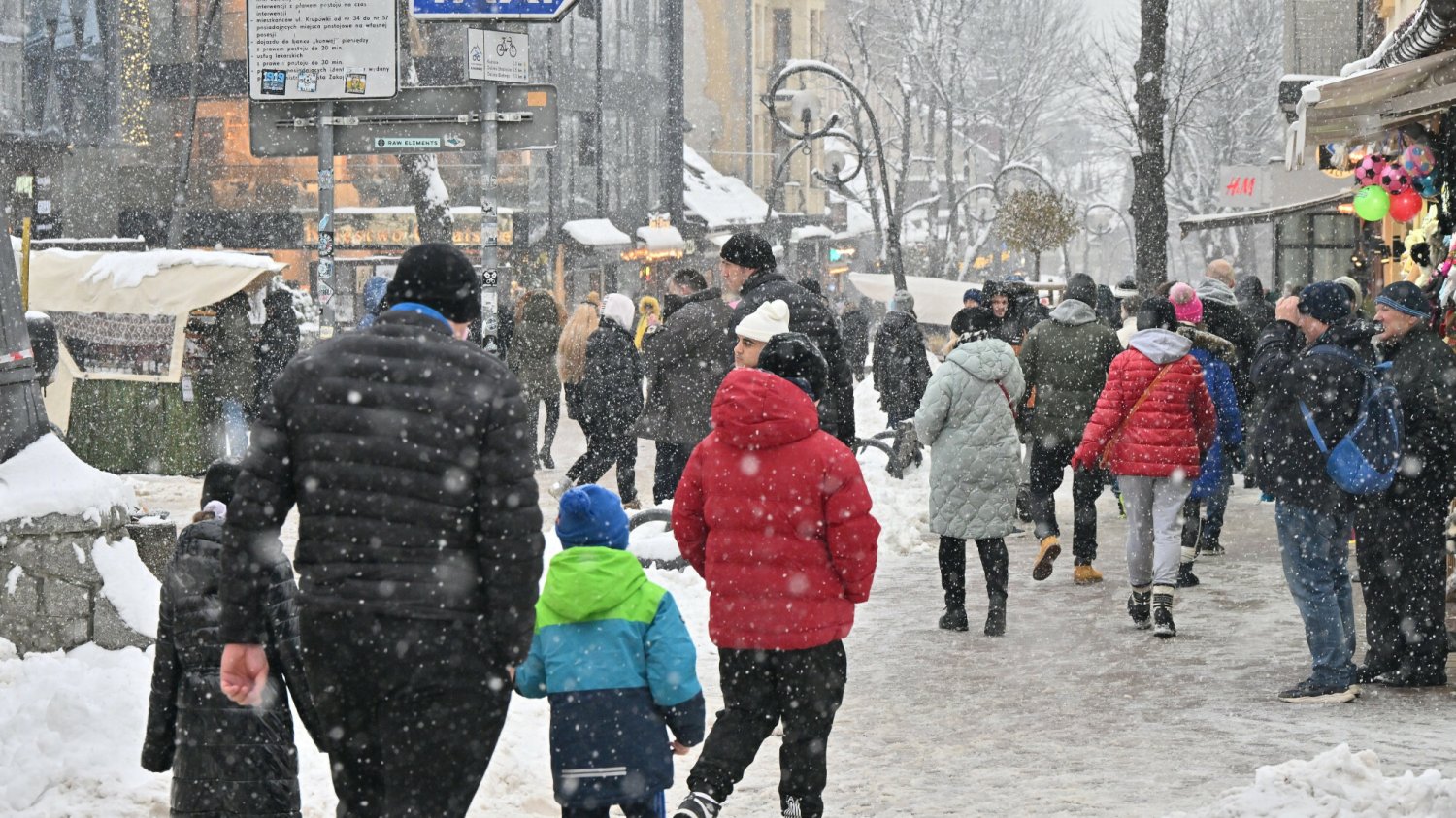 Tłumy turystów w Zakopanem