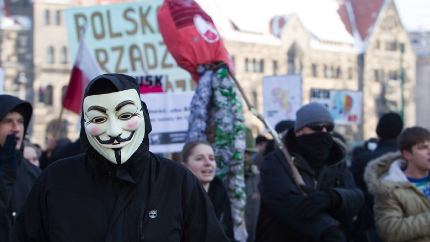 Białe okładki gazet mają zwrócić uwagę na procedowane przez Parlament Europejski przepisy.