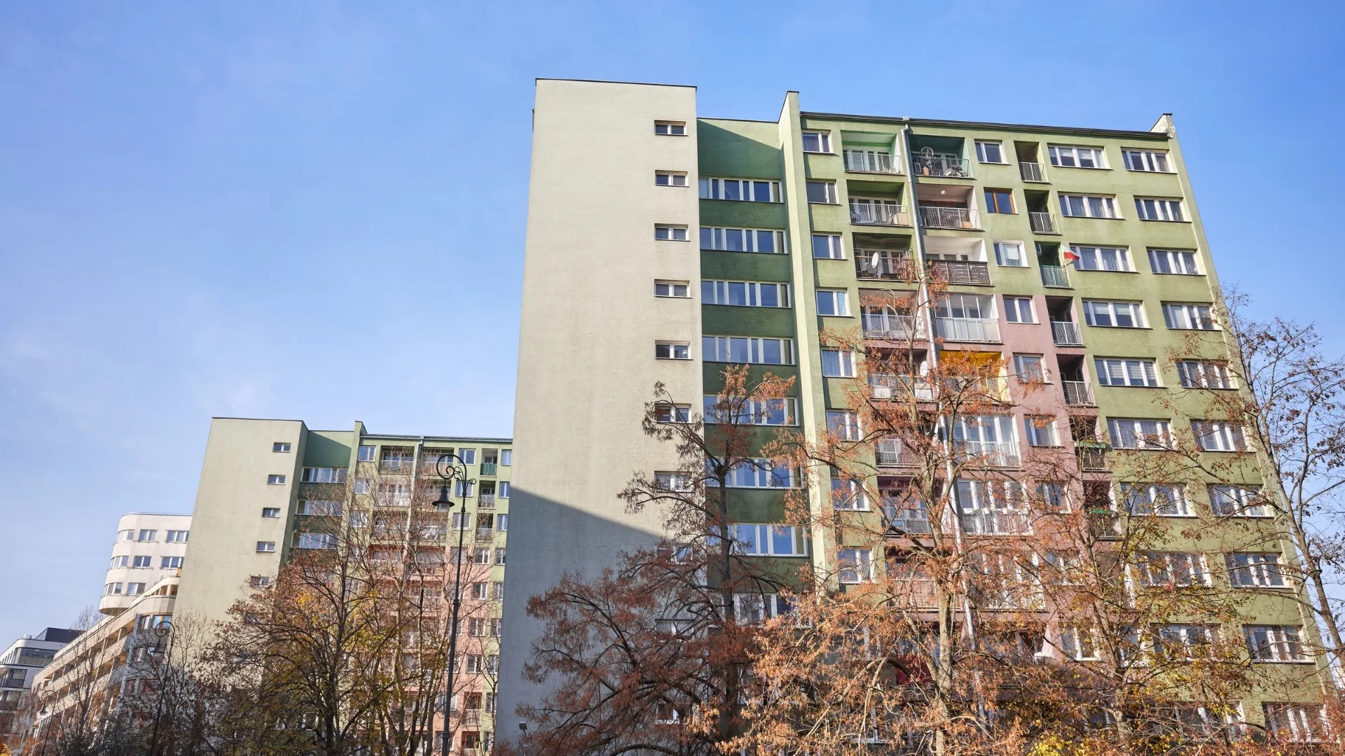 bloki mieszkalne.