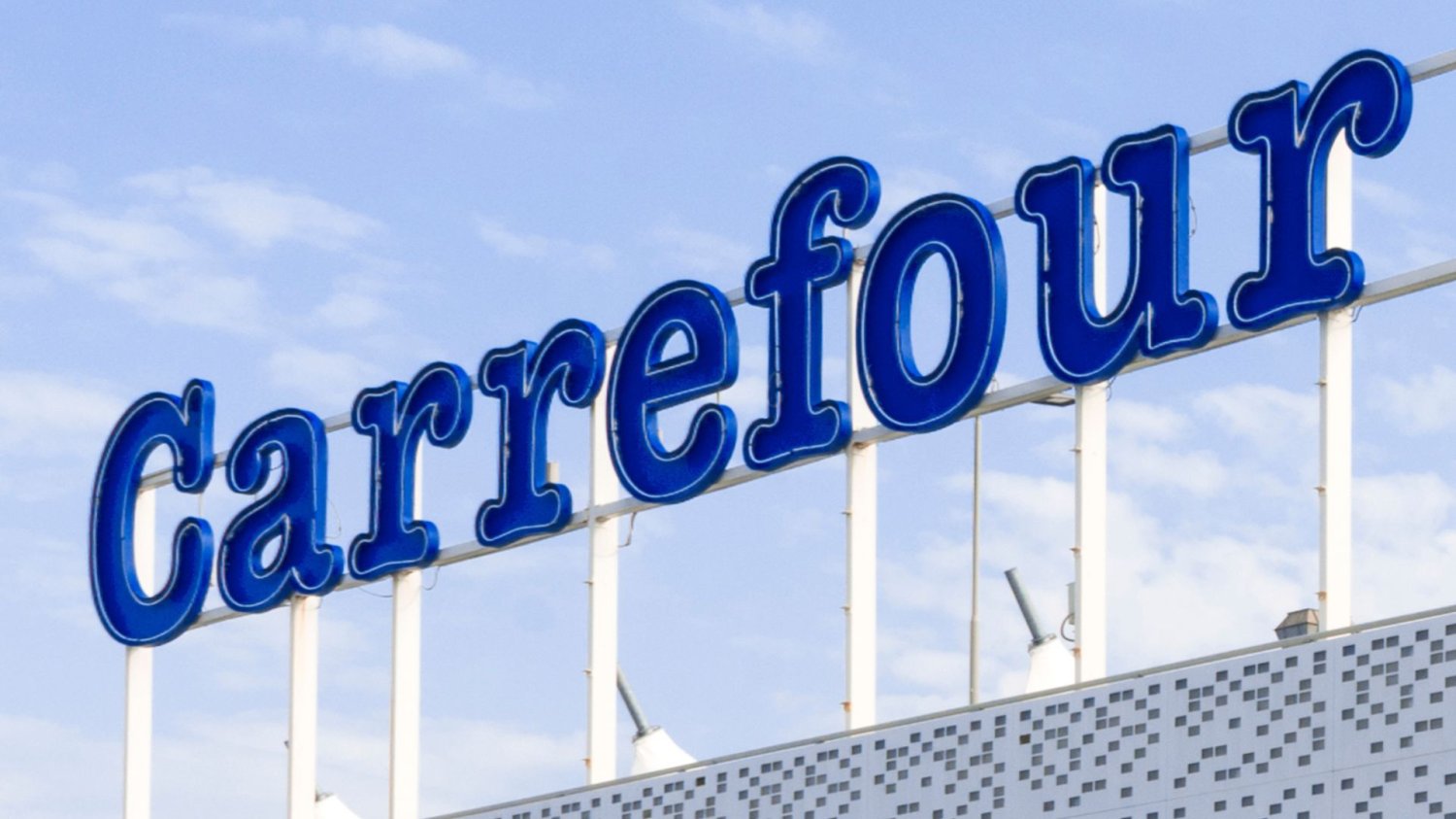 Sklep Carrefour.