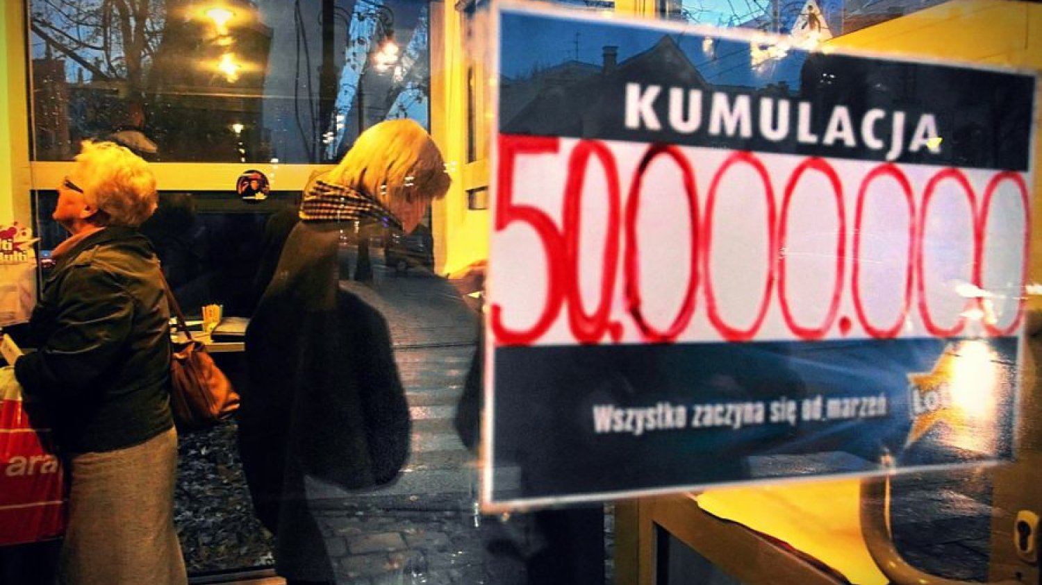 Dobry nastrój, pogoda, zwycięstwa sportowców - zachęcają do podejmowania ryzyka.