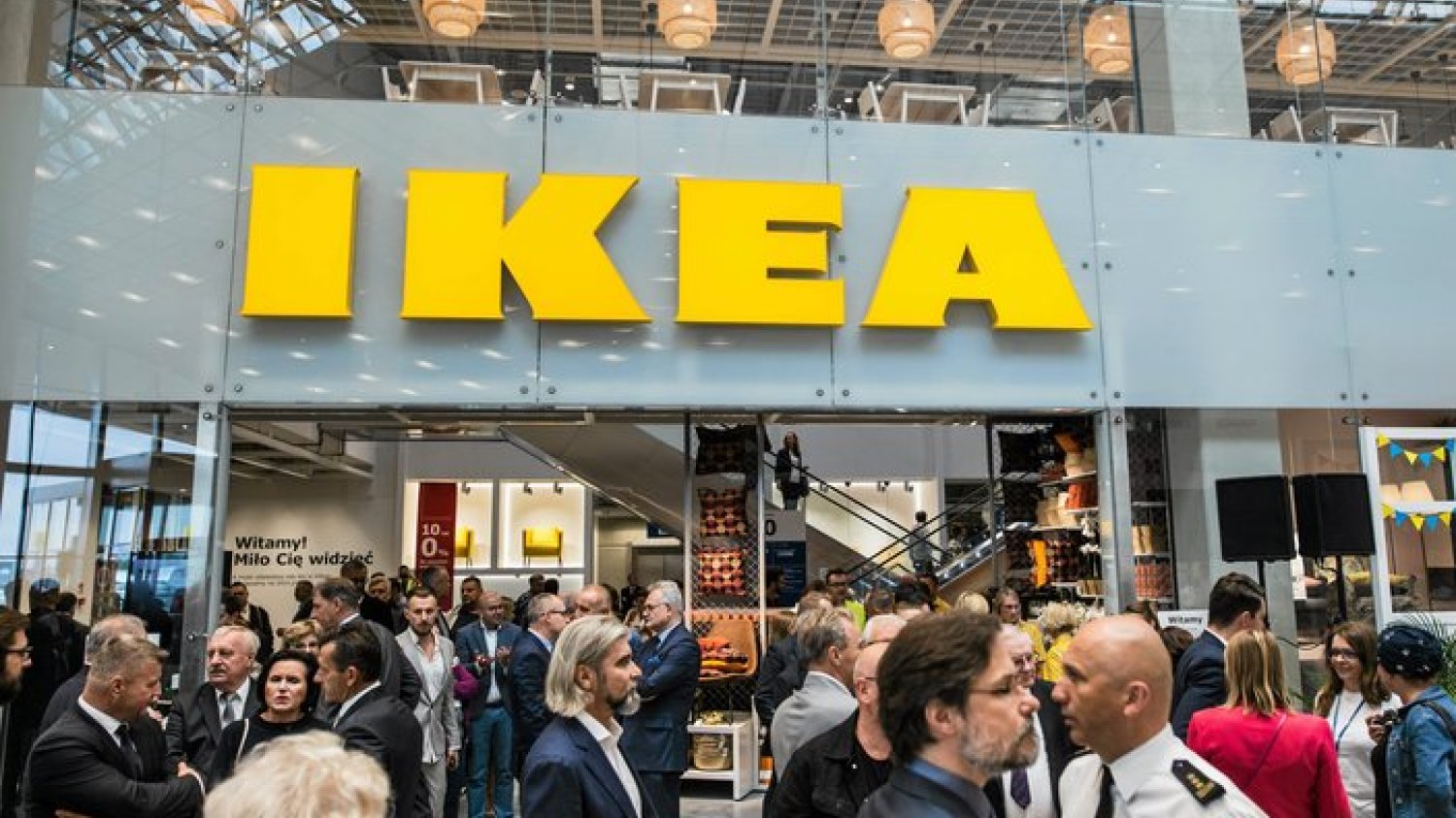 Ikea chce poszerzyć swoją ofertę o leasing mebli. Być może klienci mogliby nawet wymieniać wyłącznie fronty podnajmowanych mebli.