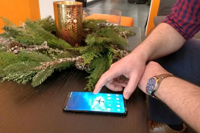 Nowoczesny smartfon pod choinką to marzenie wielu Polaków